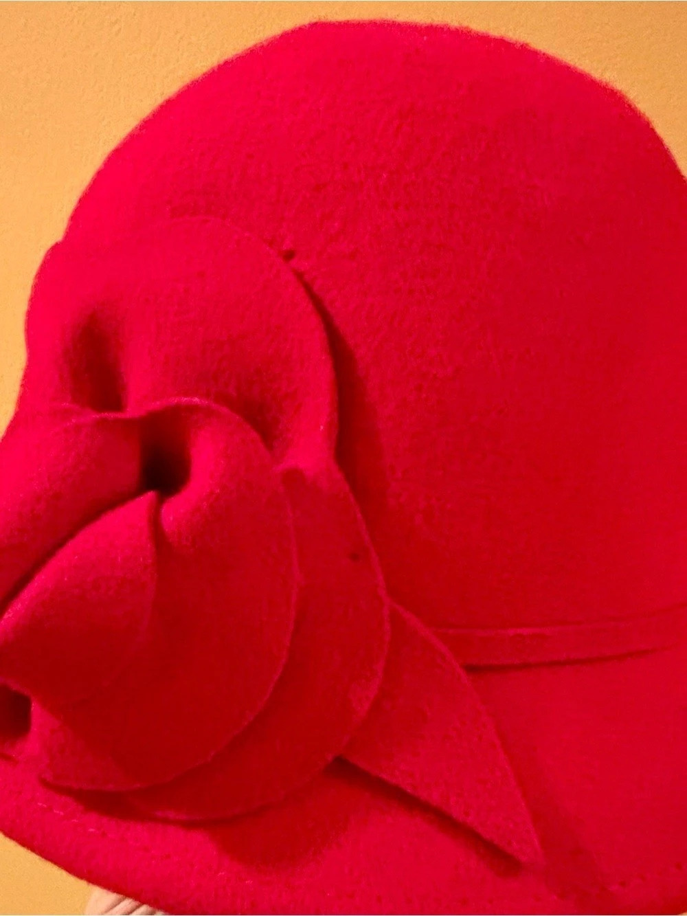 Nine West Red Wool Felt Cloche Hat Flower Flapper Vintage Gatsby Style Bucket